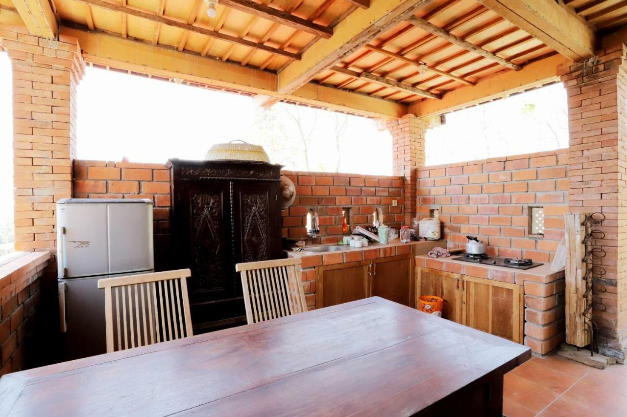 Watu Lumbung Culture Resort Kretek Exterior foto