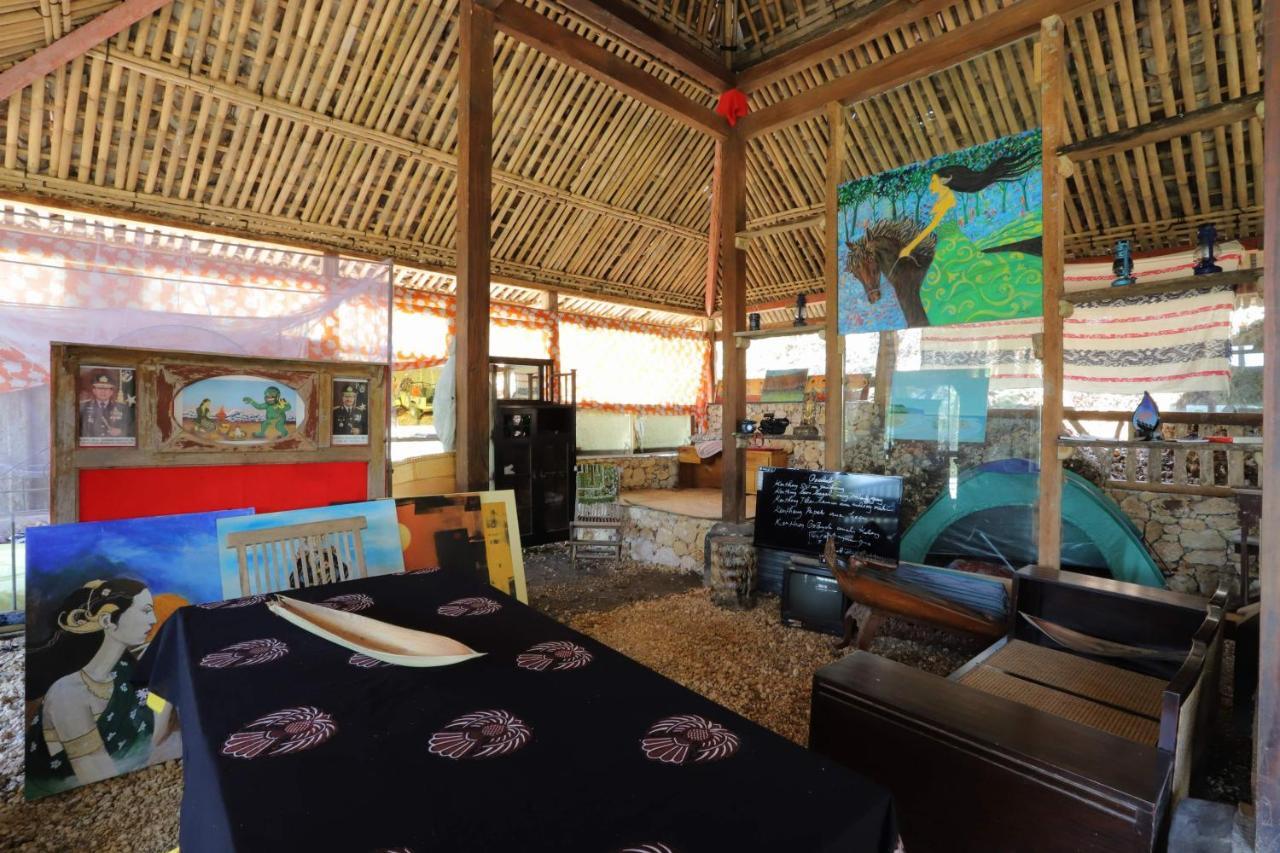 Watu Lumbung Culture Resort Kretek Exterior foto